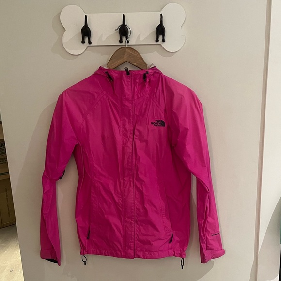 North Face Rain Jacket - Picture 1 of 2